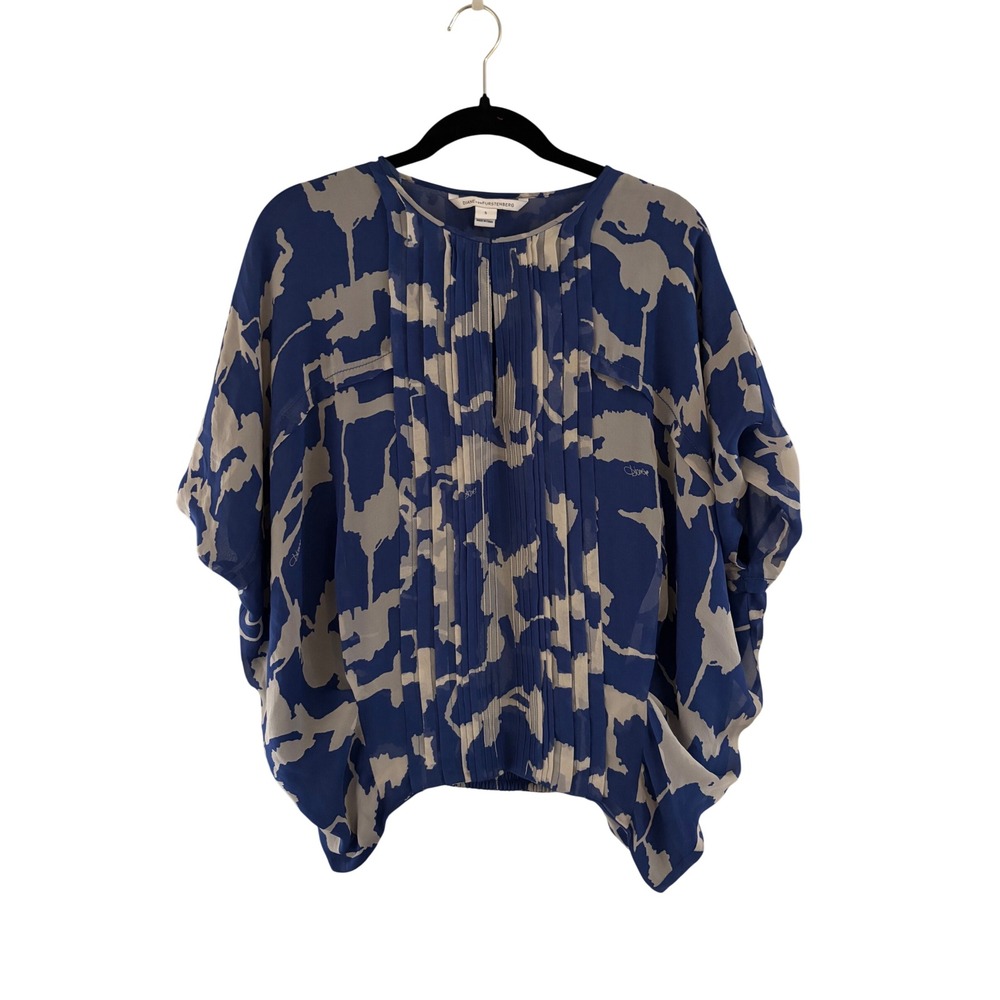 Diane von Furstenberg Blue Tan Silk Pleated Abstract Dolman Blouse Small